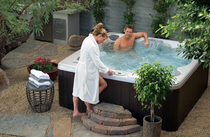 Steel Frame Hot Tub