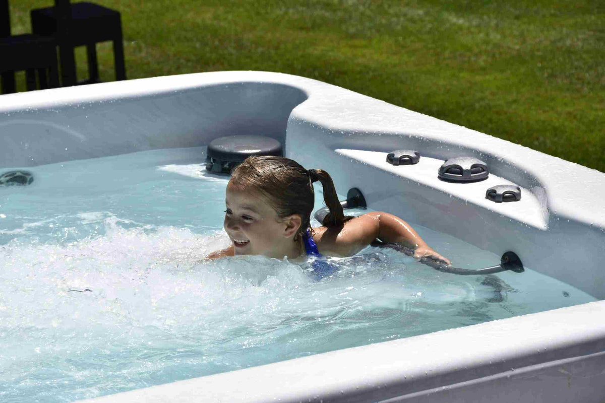 Wouldn’t a Spa Feel Great Right Now? - RnR Hot Tubs - Hot Tubs and Spas Calgary - Featured Image