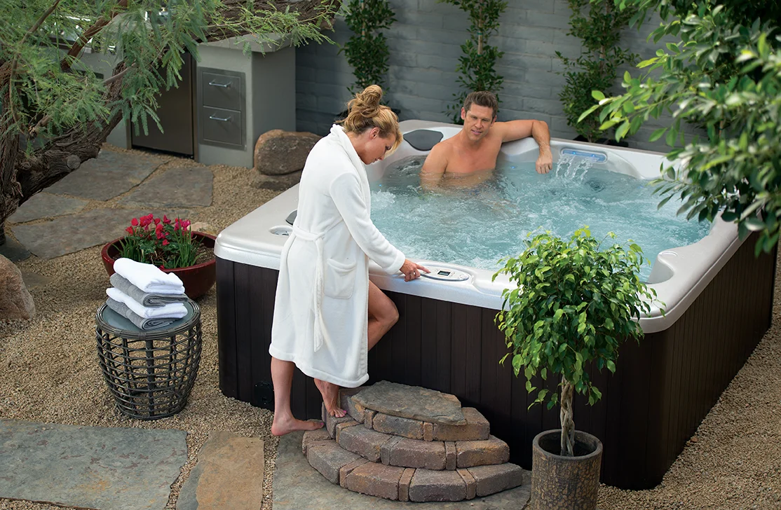 Steel Frame Hot Tub