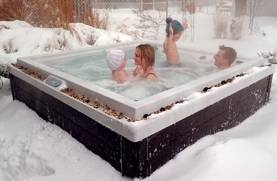 How to Clean your Hot Tub Before Spring - RnR Hot Tubs - Hot Tubs and Spas Calgary - Featured Image